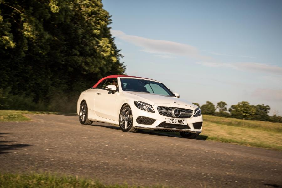  Mercedes-Benz C220 d AMG Line Cabriolet 2016 года  (UK) (фото 23 из 29)